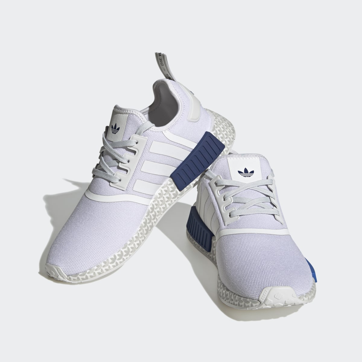 Adidas Chaussure NMD_R1. 5