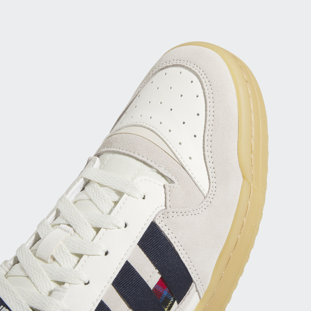 Adidas Chaussure Forum Exhibit Low. 9