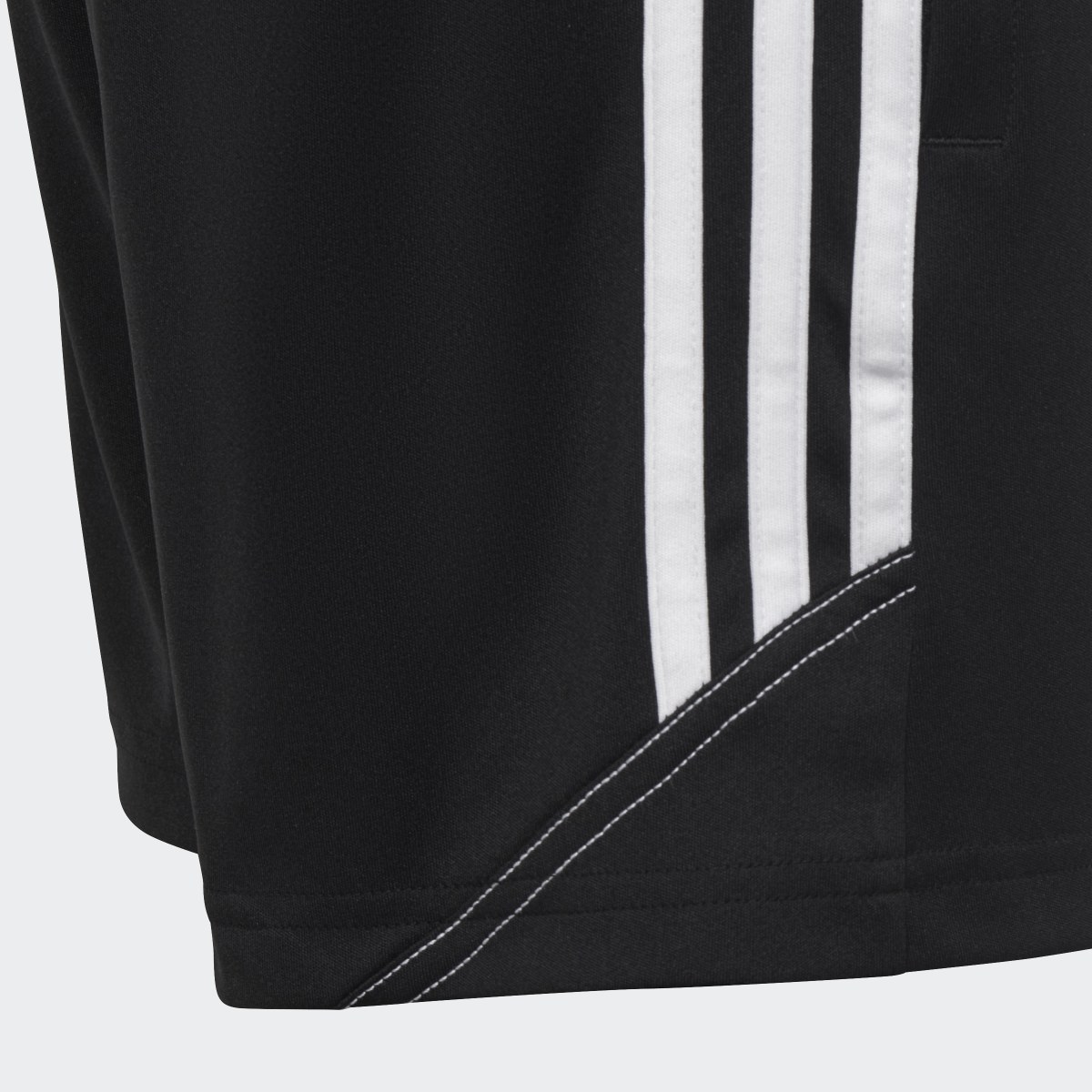 Adidas Short da allenamento Tiro 23 Club. 6