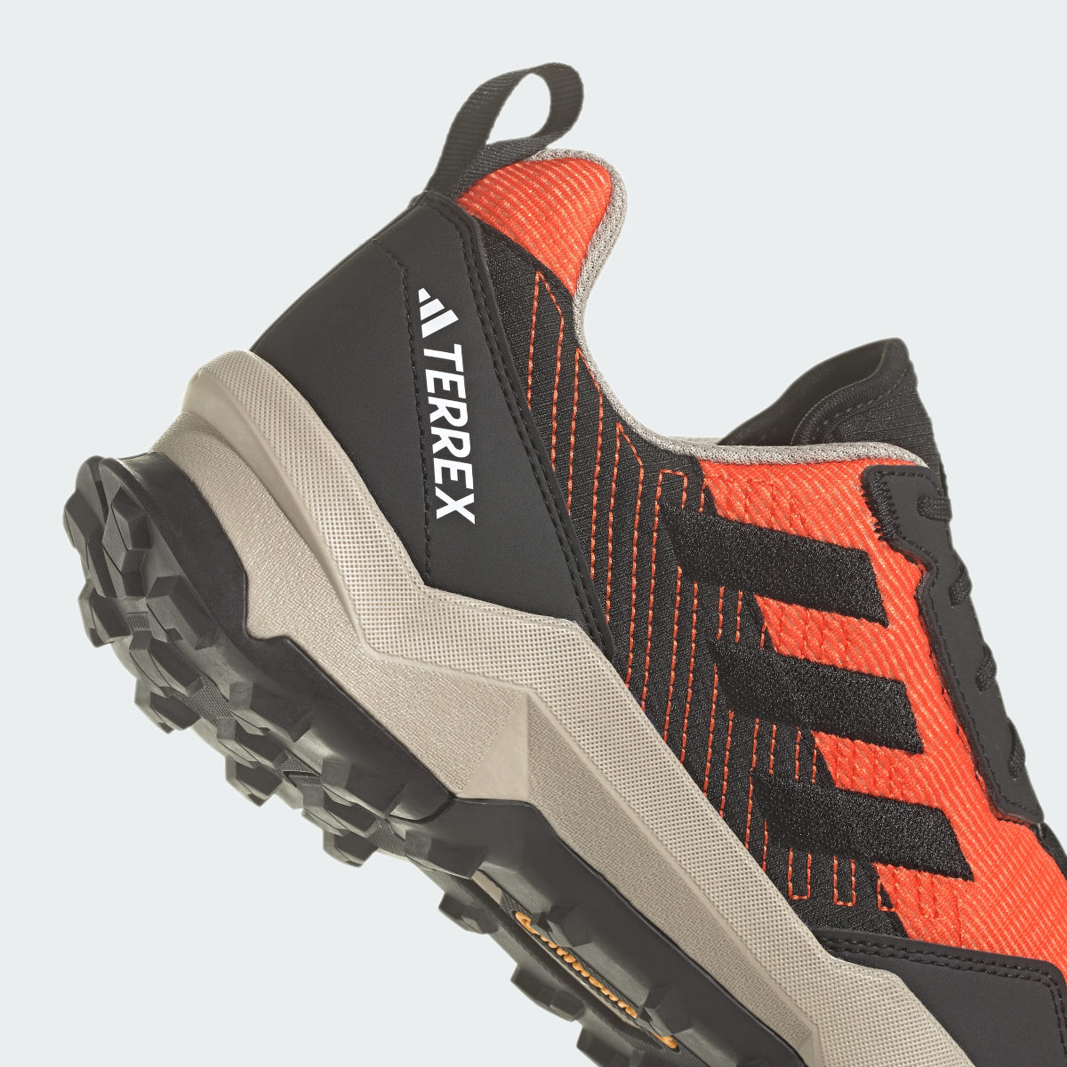 Adidas TERREX AX4 C. 9