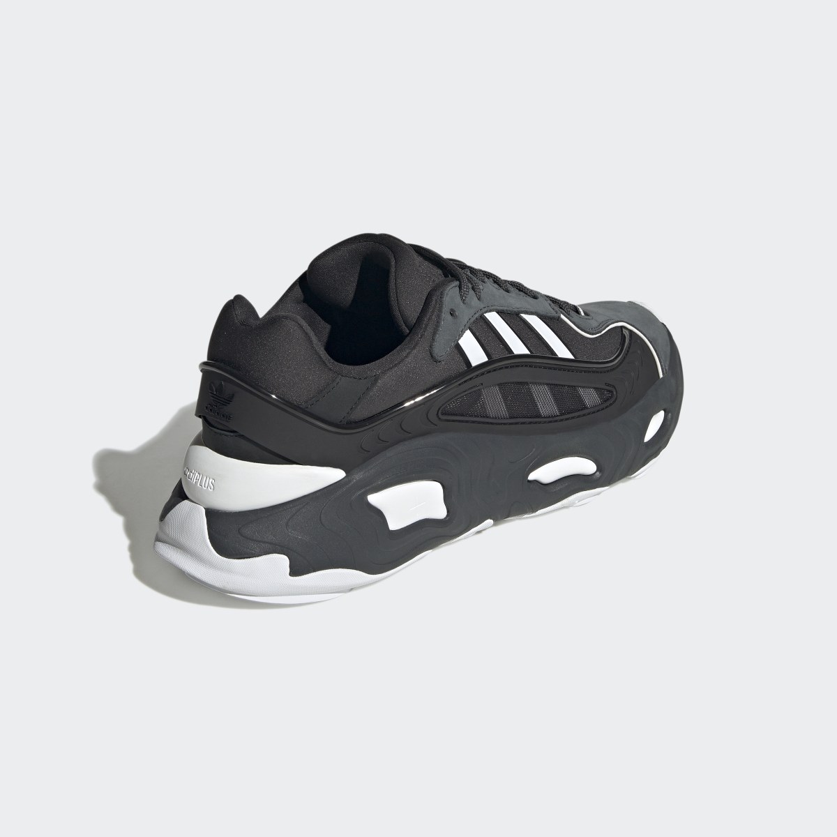Adidas Chaussure Oznova. 6