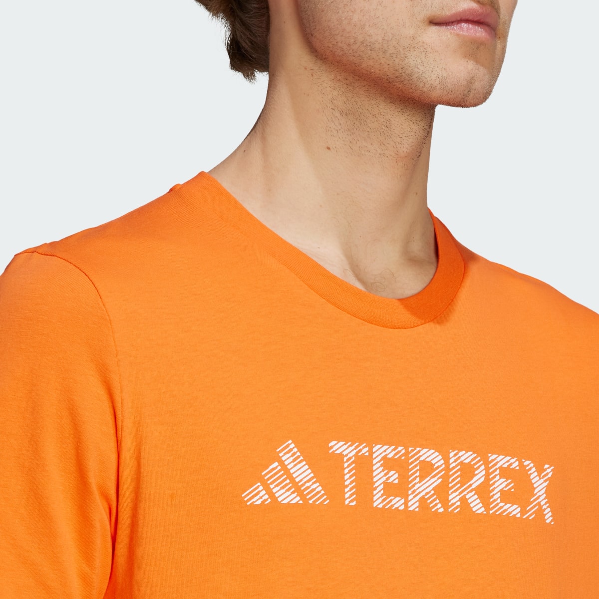 Adidas Playera Terrex Classic Logo. 6