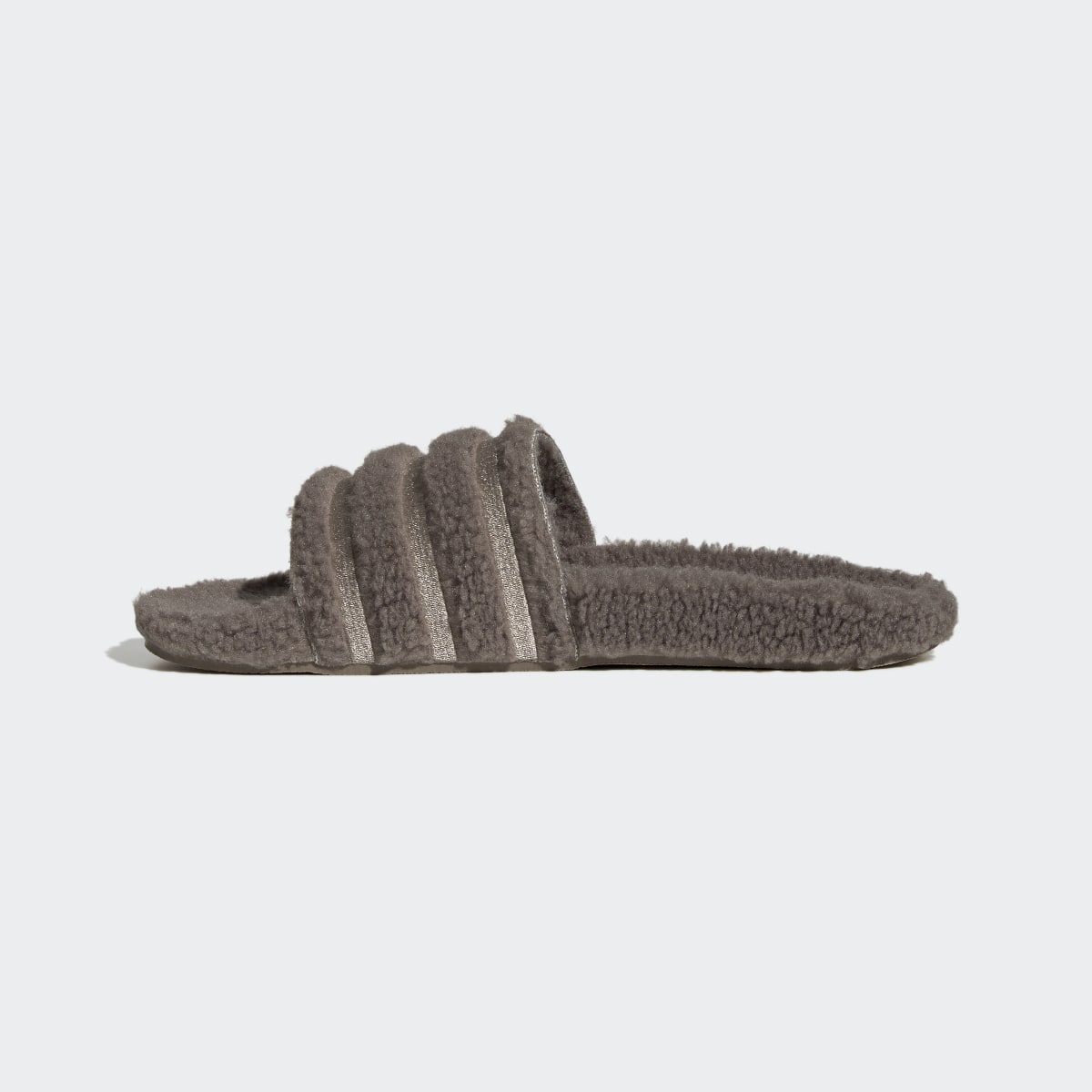 Adidas Claquette Adilette. 7