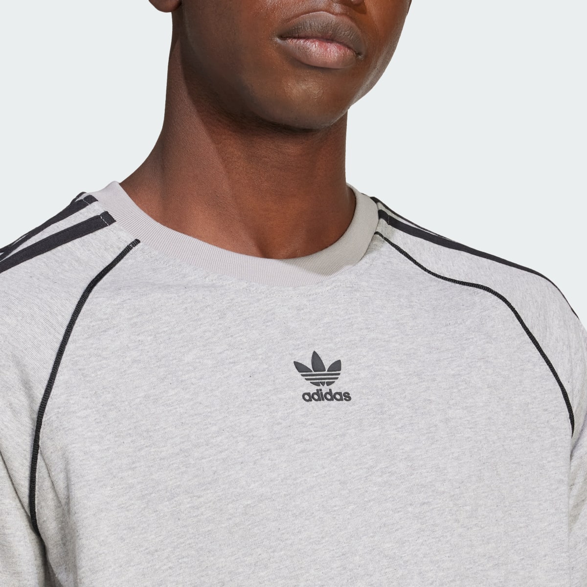 Adidas SST T-Shirt. 6