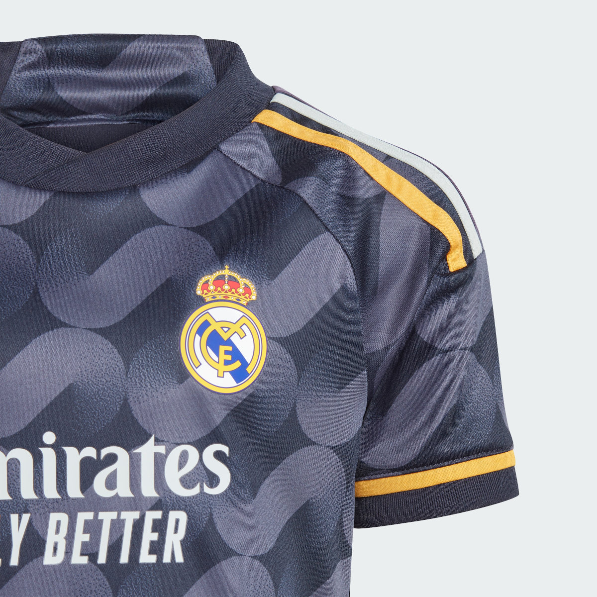 Adidas Real Madrid 23/24 Away Mini Kit. 9 Adidas Real Madrid 23/24 Away Mini Kit. 9