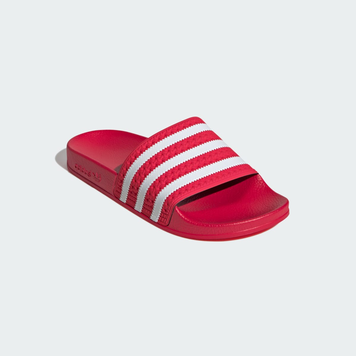 Adidas adilette. 5