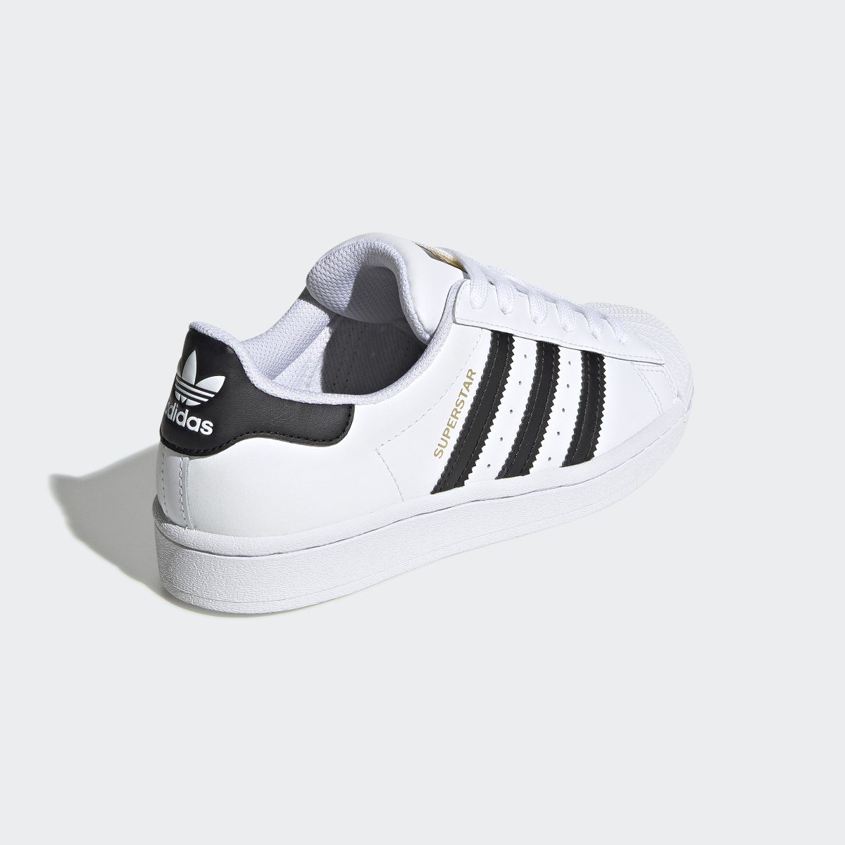 Adidas Chaussure Superstar. 8