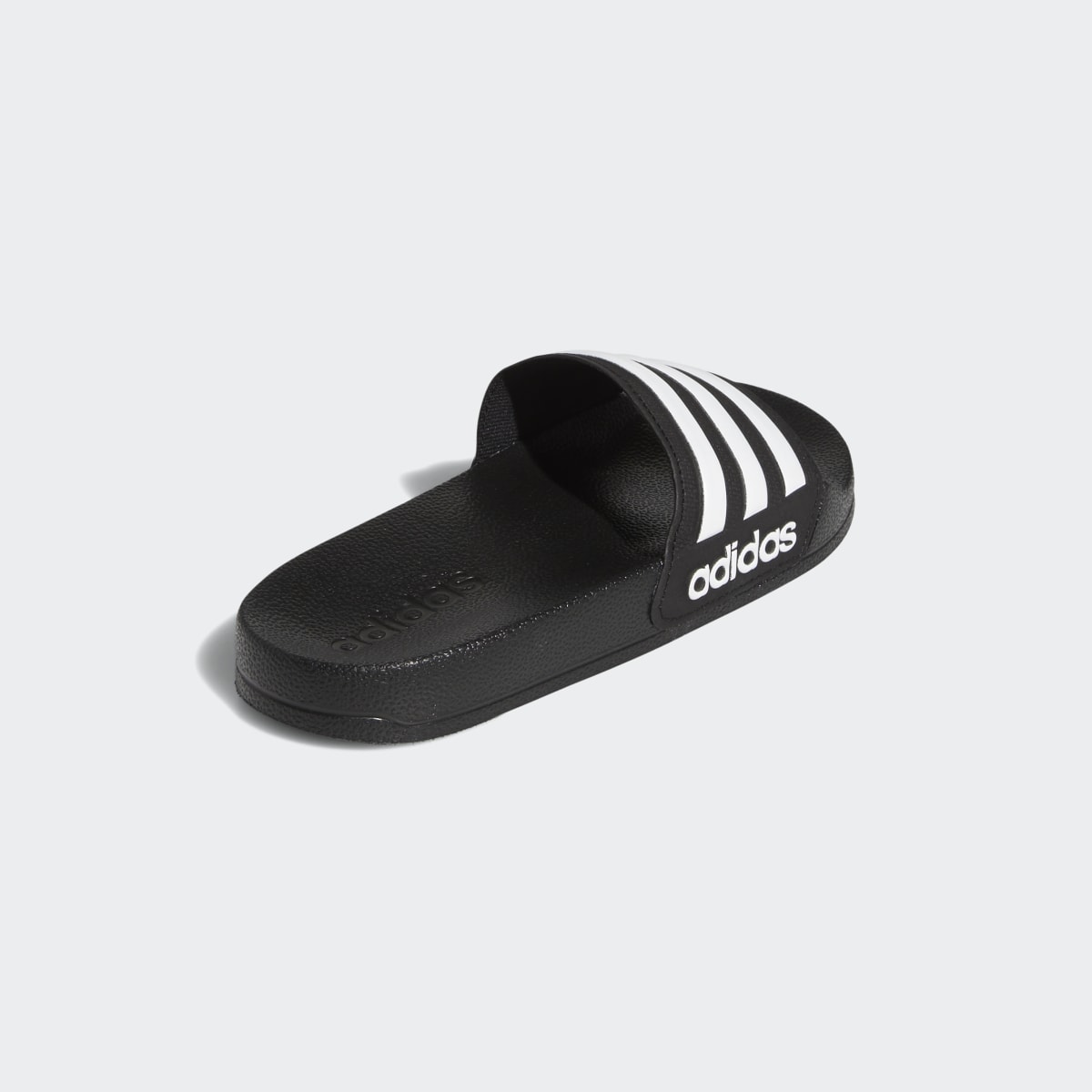 Adidas Adilette Duş Terliği. 7