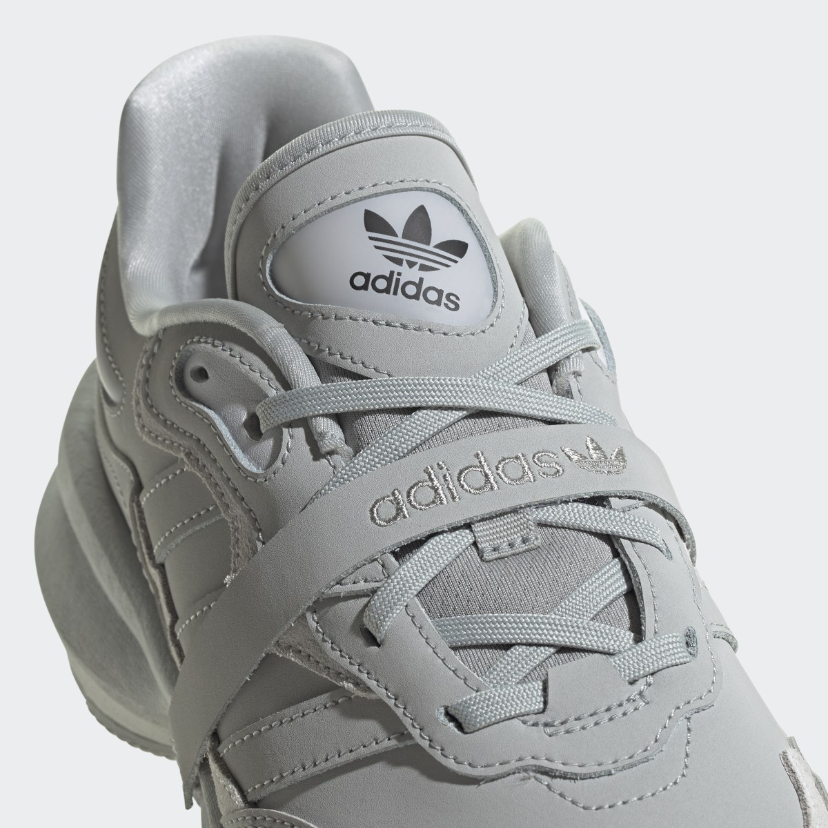 Adidas Chaussure Zentic. 8