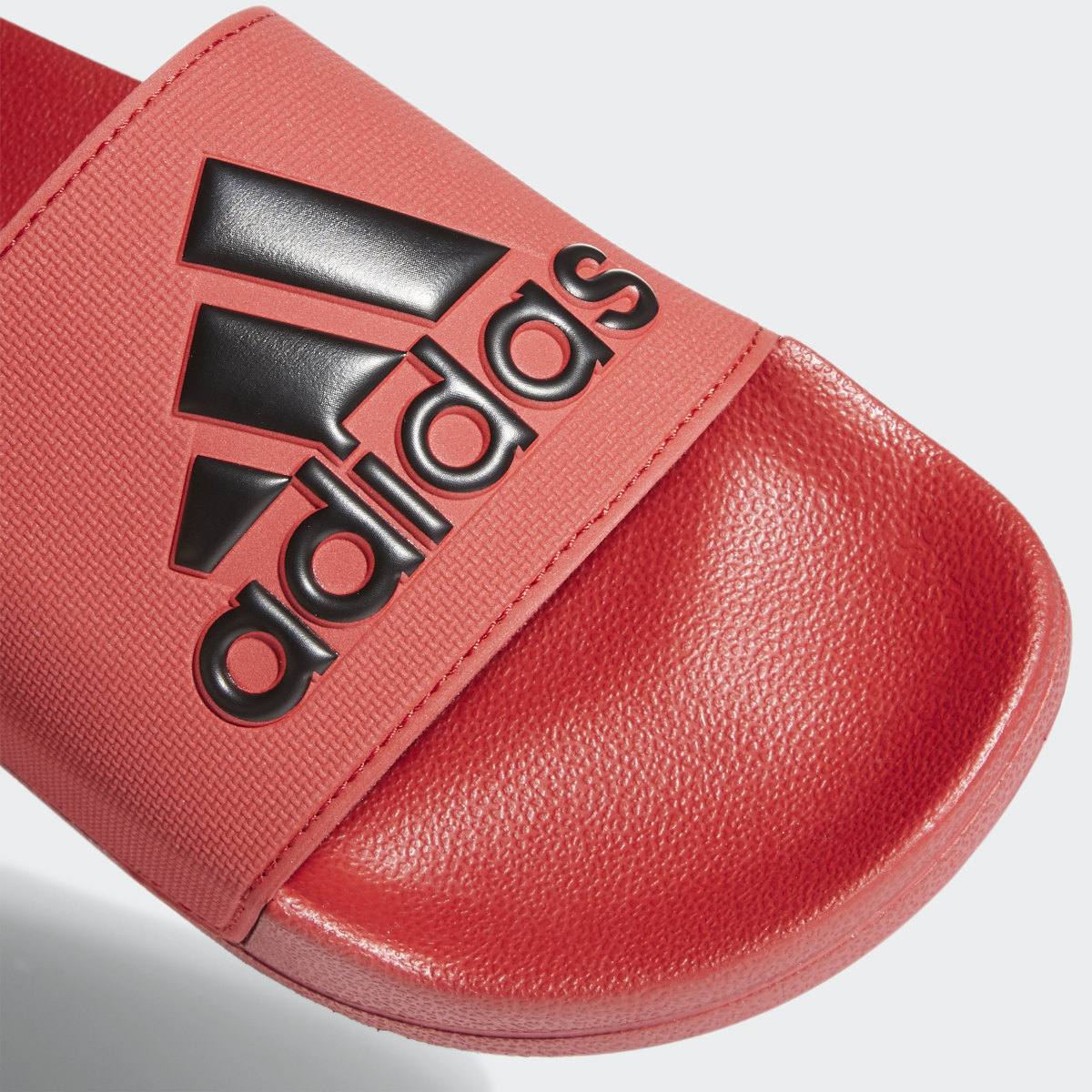 Adidas Adilette. 9