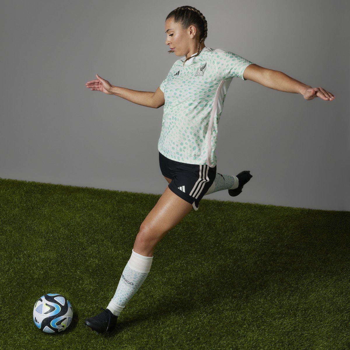 Adidas Jersey Visitante Versión Jugadora Selección Nacional de México Femenil 2023. 7