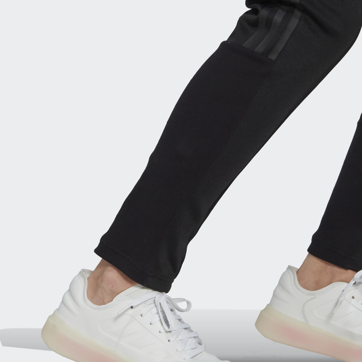 Adidas Pantaloni Tricot. 7