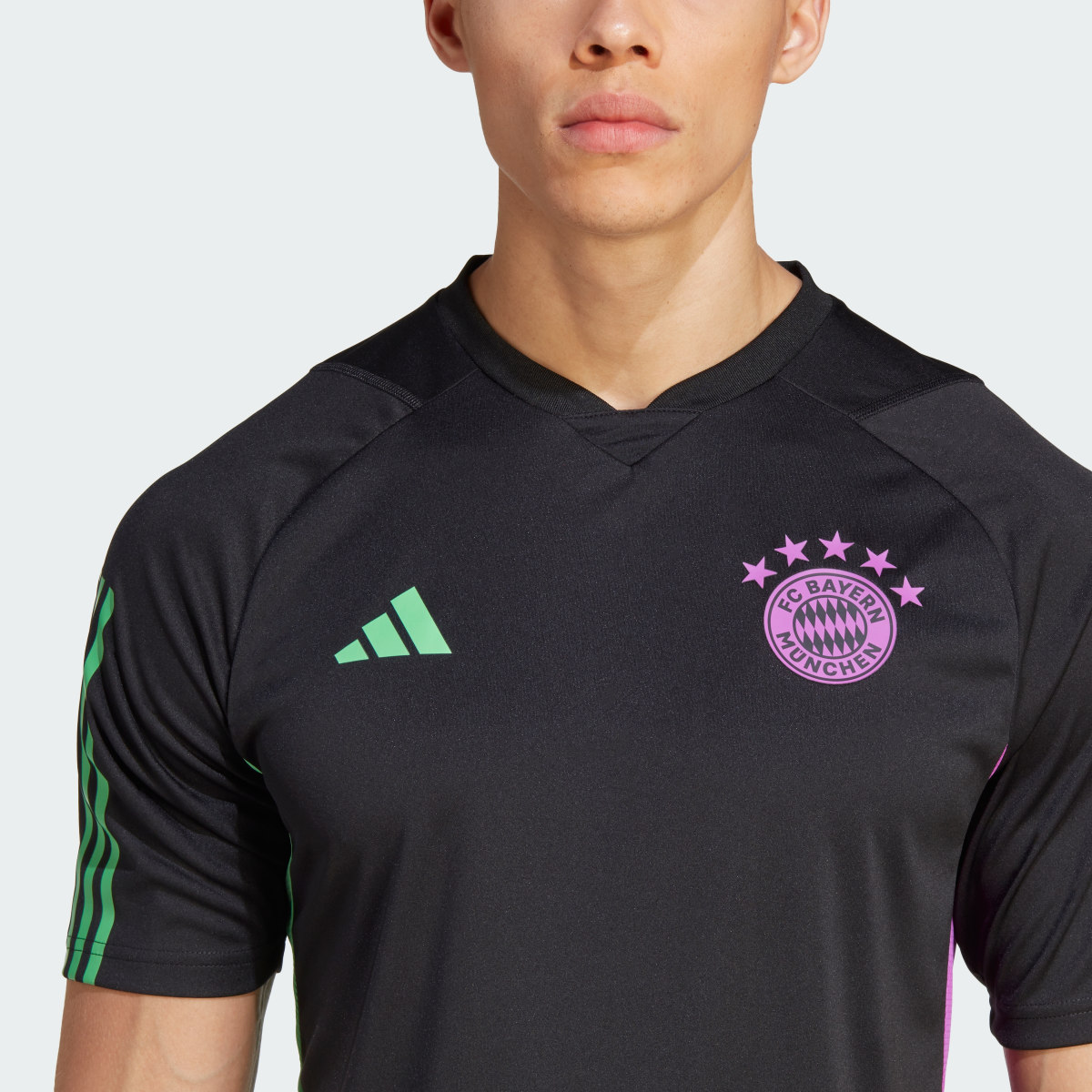 Adidas FC Bayern Tiro 23 Training Jersey. 9