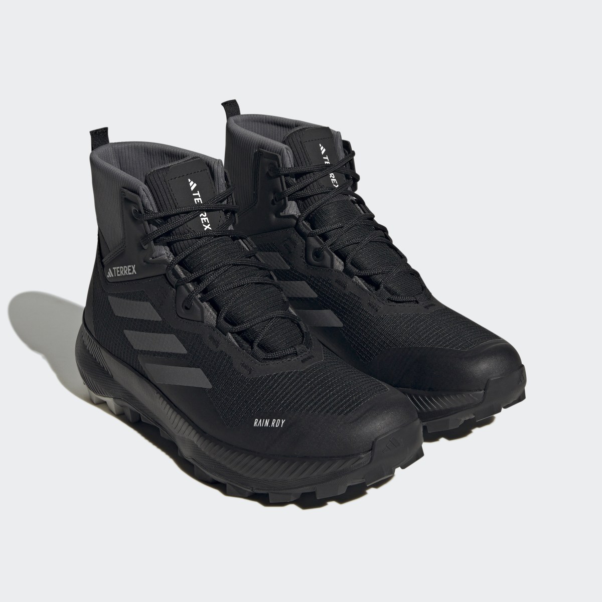 Adidas Zapatilla TERREX WMN MID RAIN.RDY Hiking. 11