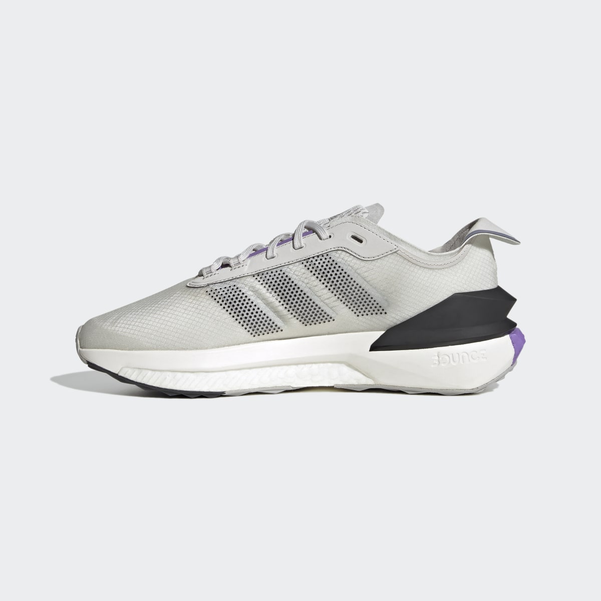 Adidas Avryn Schuh. 11