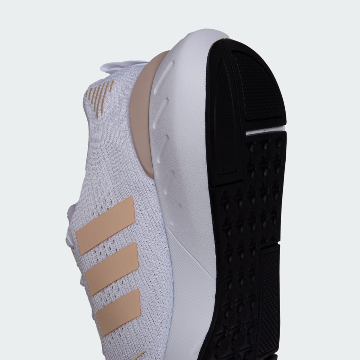 Adidas Swift Run 22 Shoes. 5