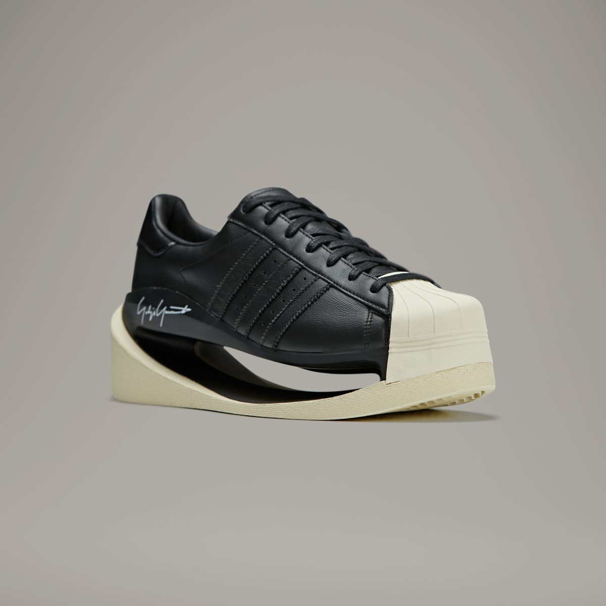 Adidas Y-3 Gendo Superstar Shoes. 6