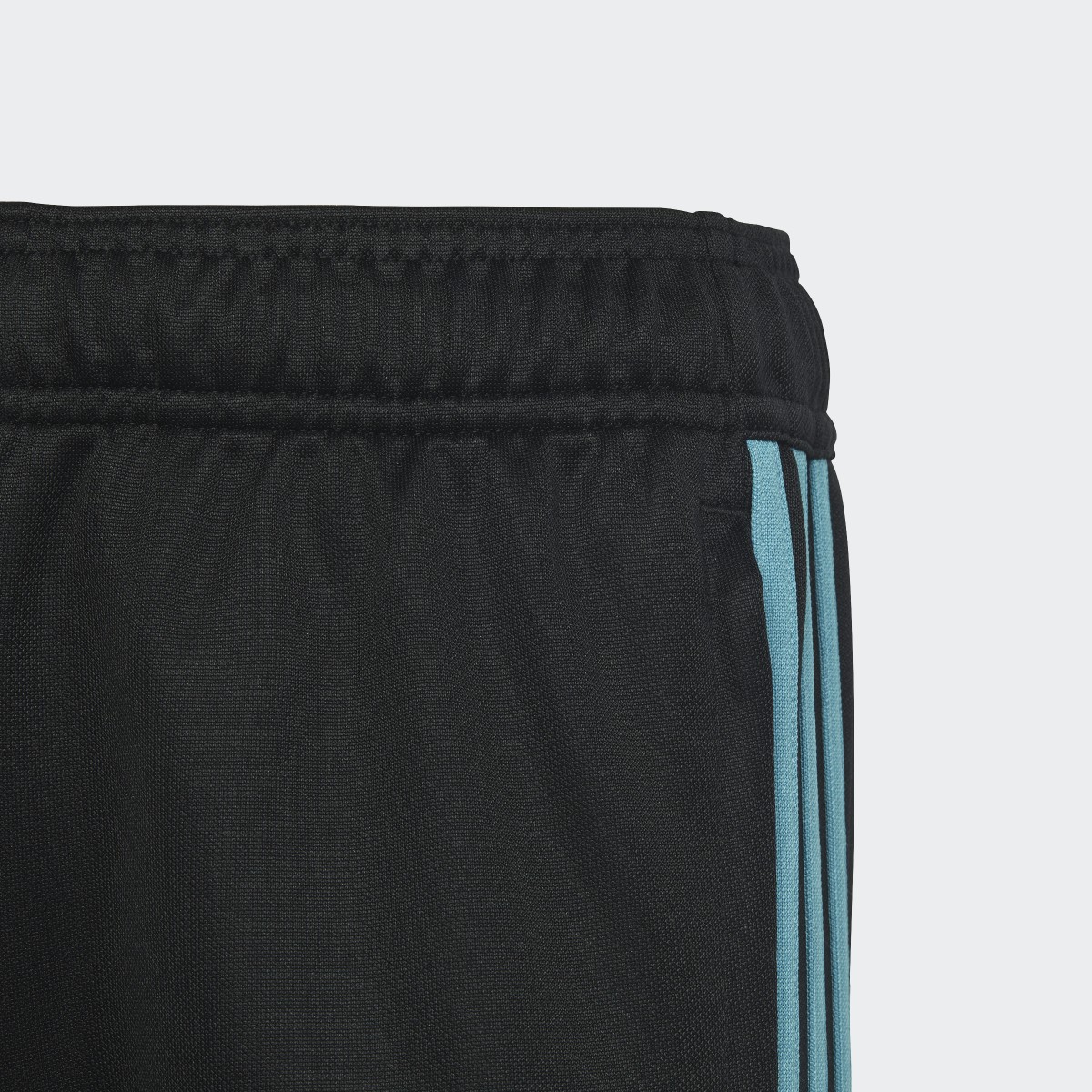 Adidas Pants de Entrenamiento Tiro 23 Club. 6