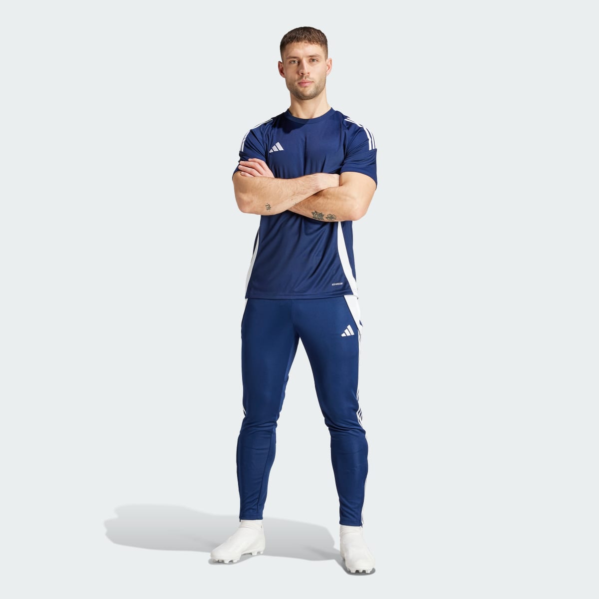 Adidas Pantalon de training slim Tiro 24. 6