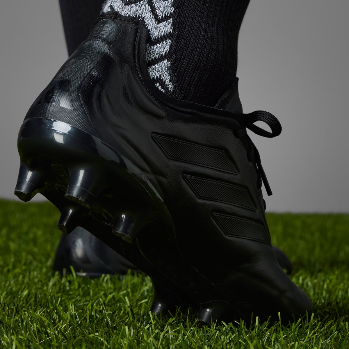 Adidas Botas de Futebol Copa Pure.1 – Piso firme. 8