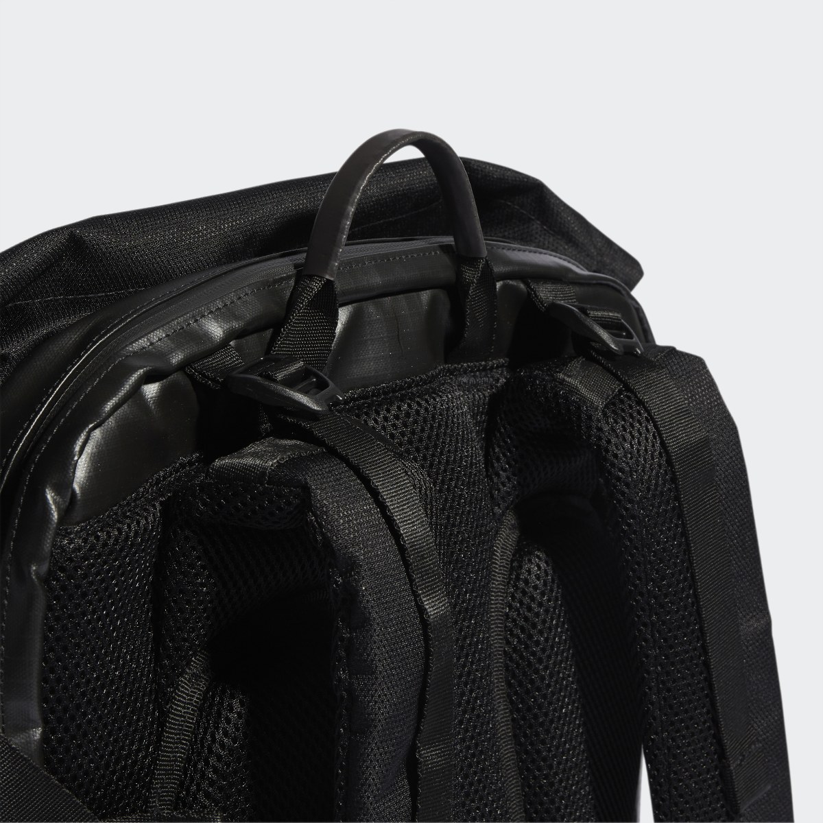 Adidas 4CMTE Backpack. 6