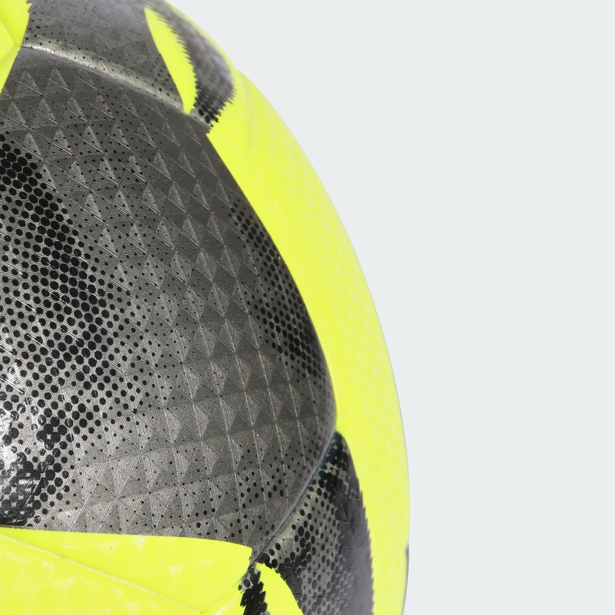 Adidas Balón Tiro League Thermally Bonded. 4