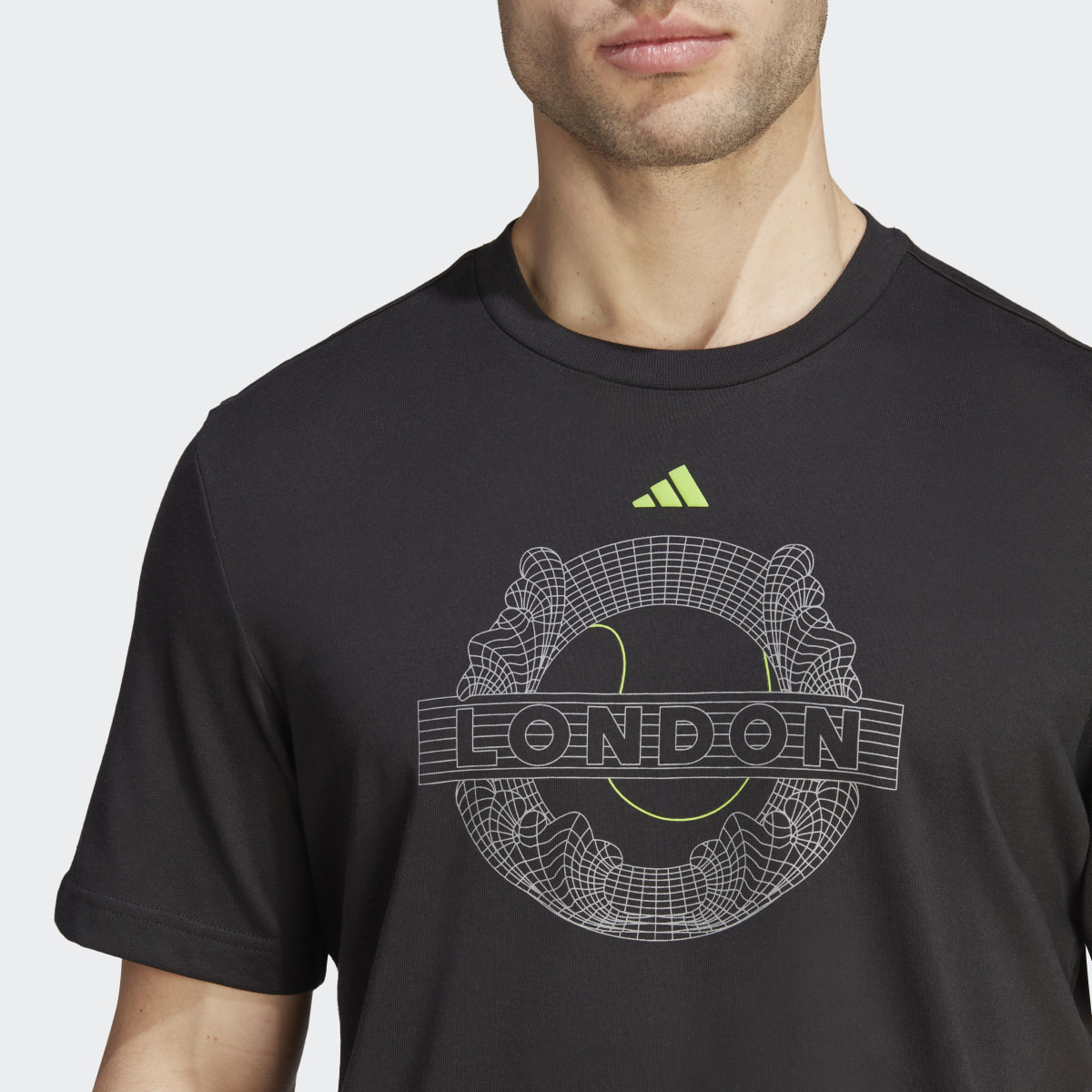 Adidas T-shirt de tennis graphique AEROREADY. 6