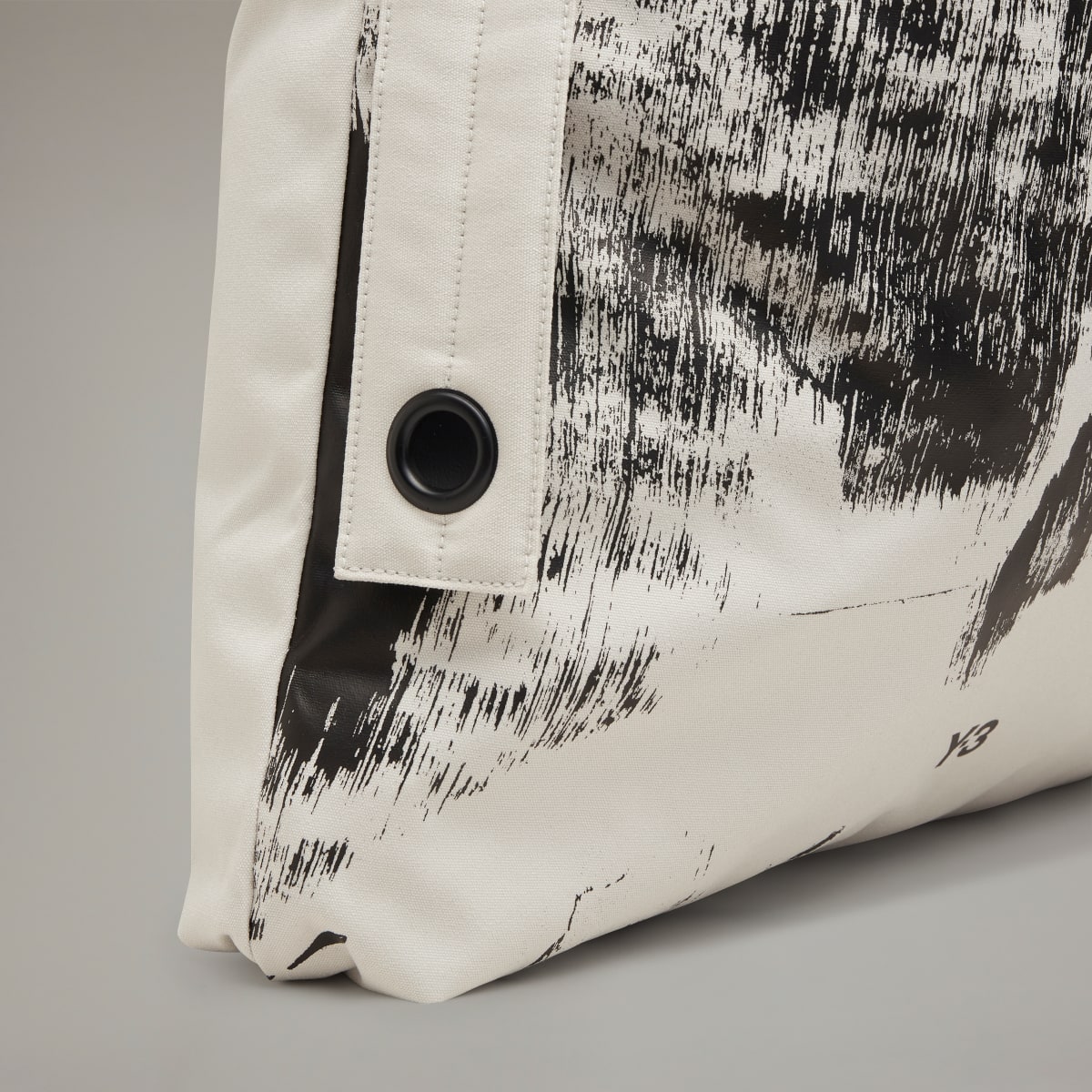 Adidas Y-3 AOP C BAG. 6