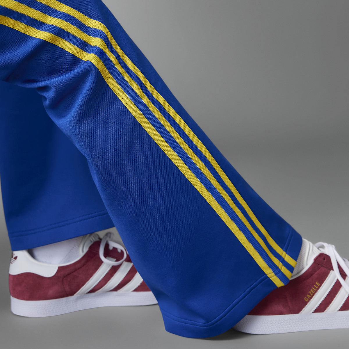 Adidas Adicolor 70s Flared Track Pants. 8