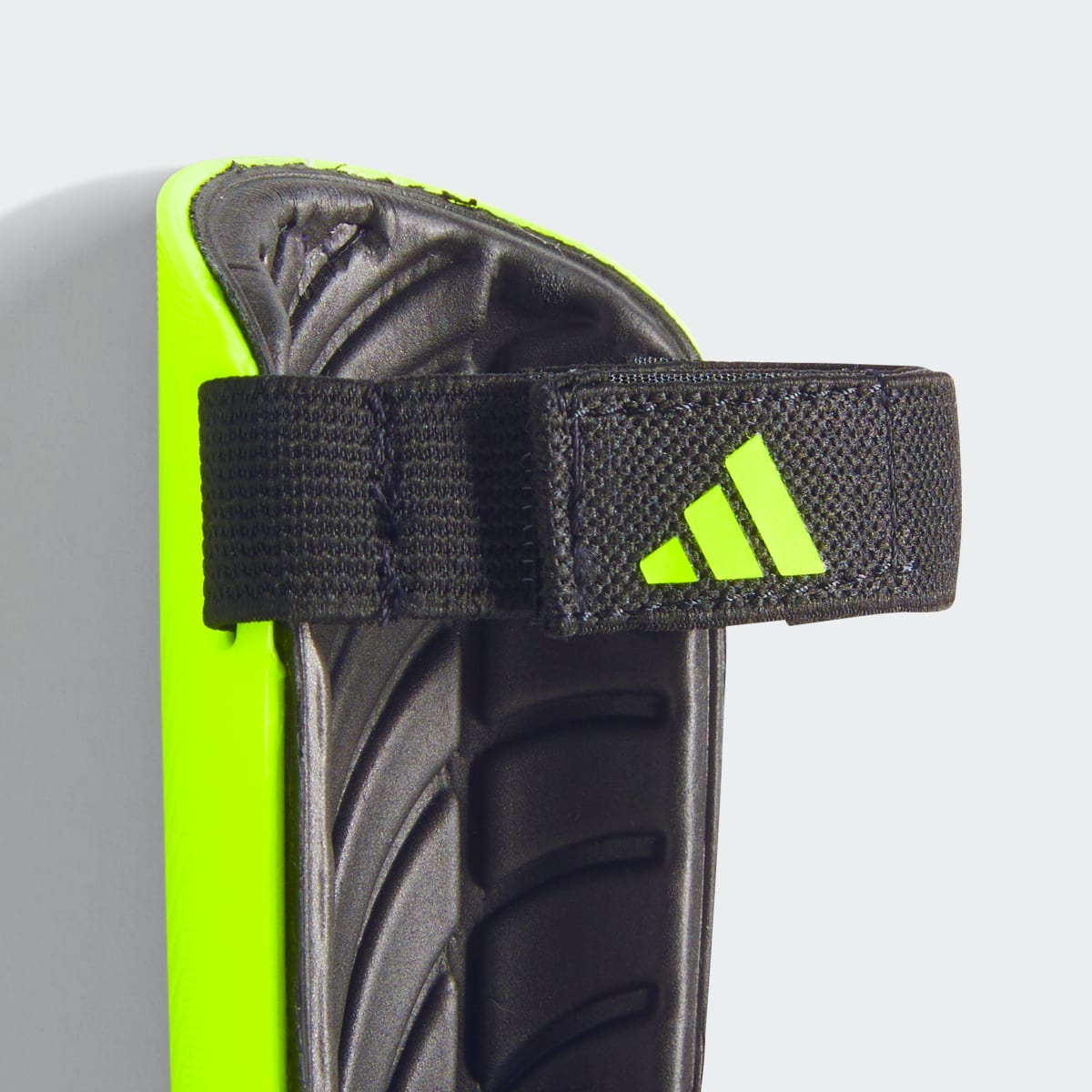 Adidas Tiro Match Shin Guards Kids. 4