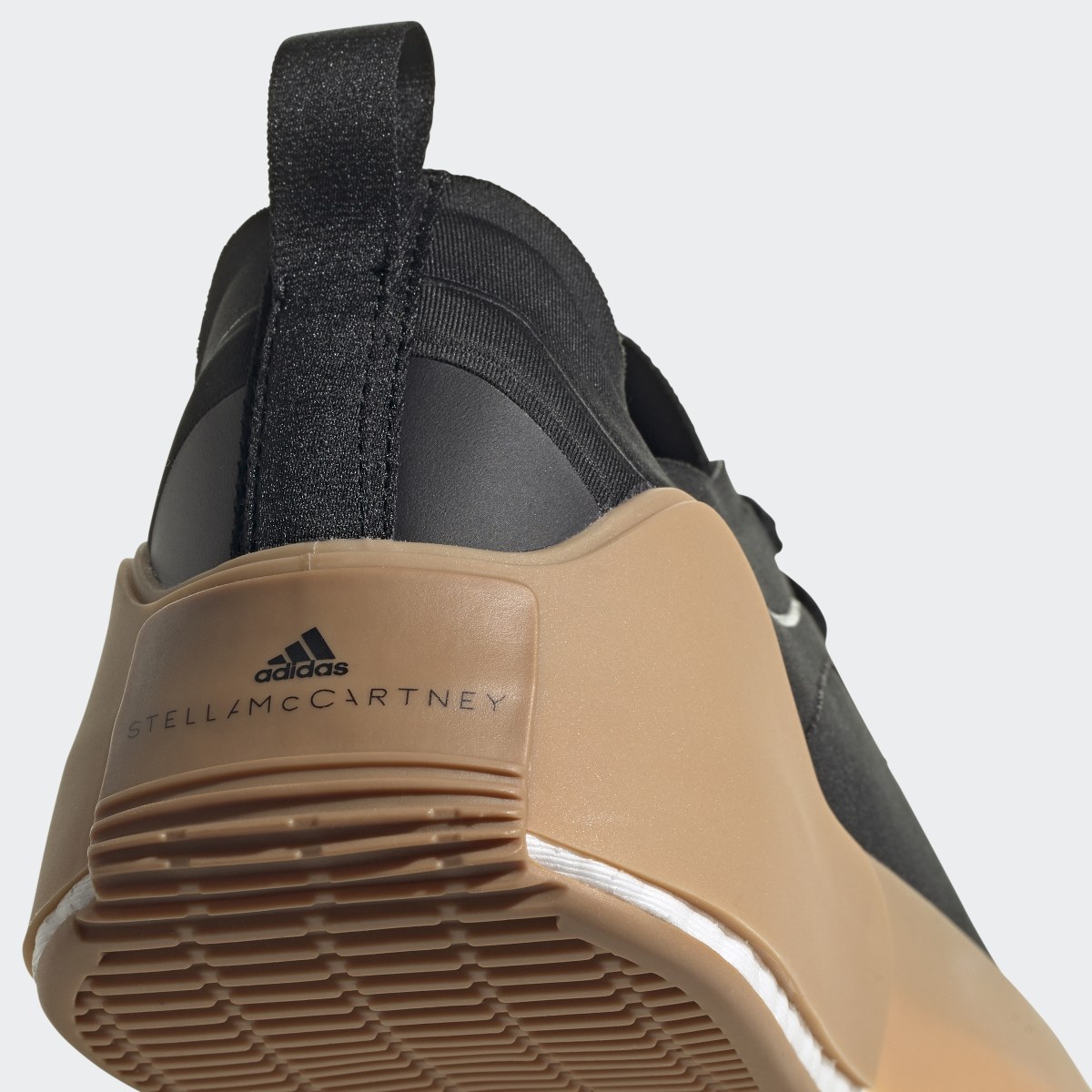 Adidas Zapatilla adidas by Stella McCartney Treino. 10