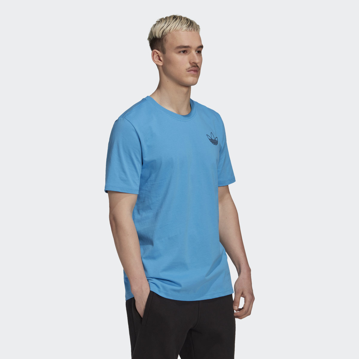 Adidas T-shirt Trefoil Series Style. 4