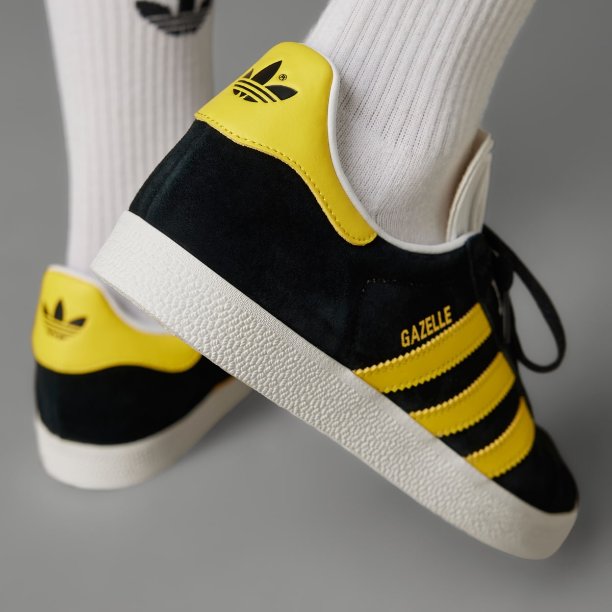 Adidas Chaussure Gazelle. 7