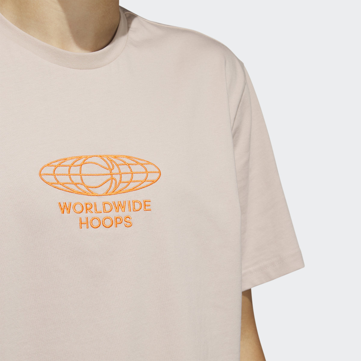 Adidas Playera Estampada Worldwide Hoops Globe Basketball. 6