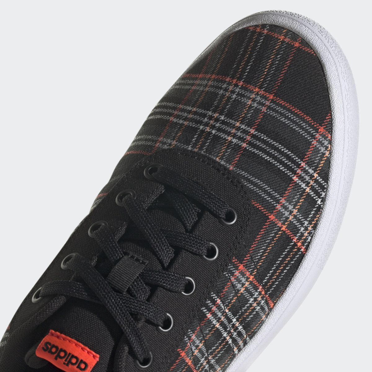 Adidas Chaussure Vulc Raid3r Lifestyle Skateboarding 3-Stripes Branding. 10