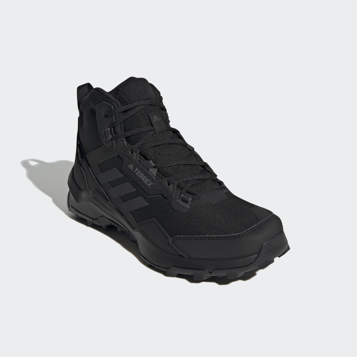 Adidas Scarpe da hiking Terrex AX4 Mid GORE-TEX. 5