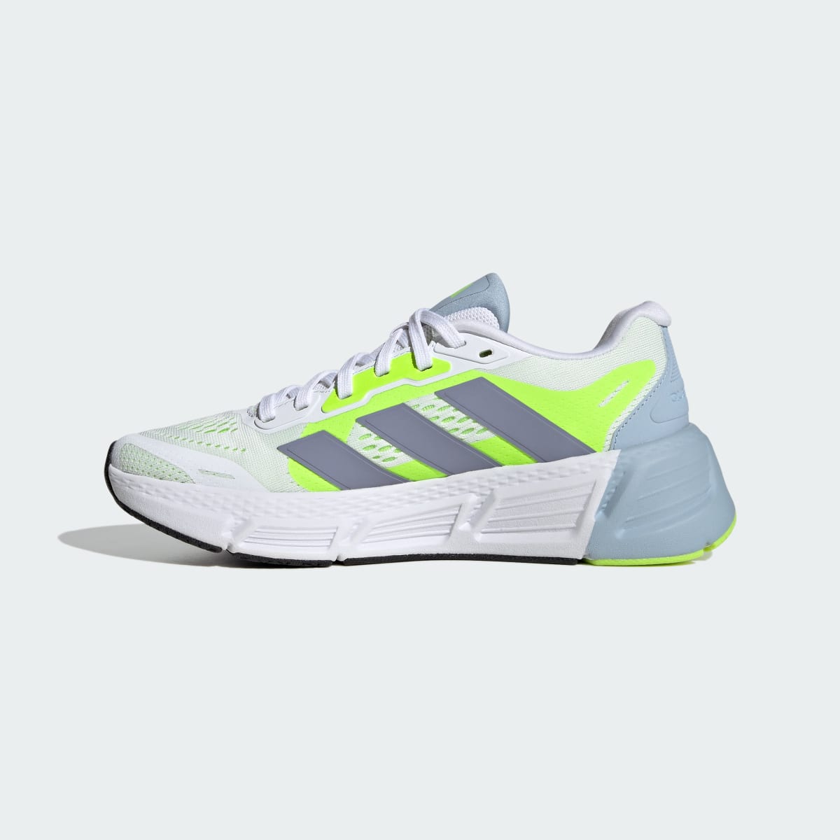 Adidas Tenis Questar. 10