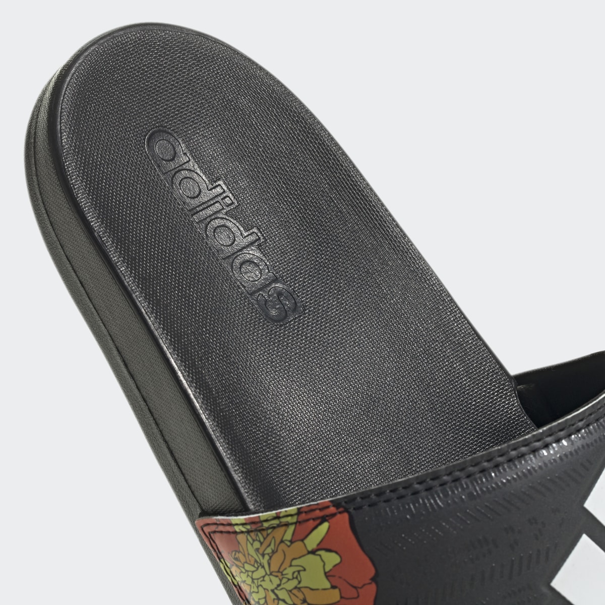 Adidas Chancla Adilette Comfort. 10