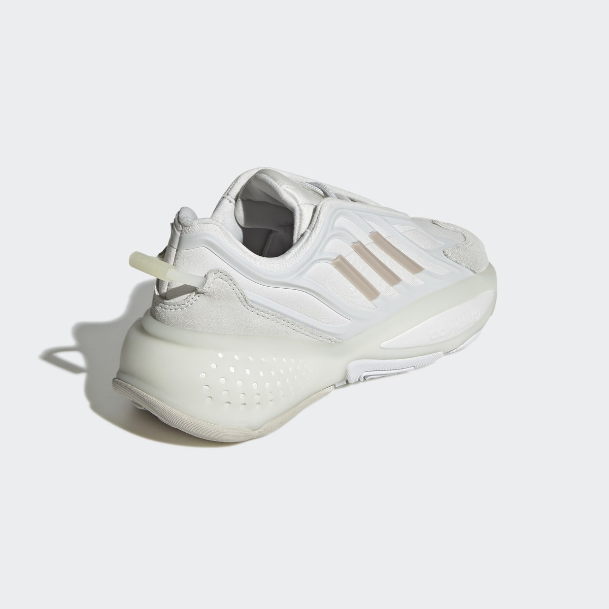 Adidas Chaussure OZRAH. 6