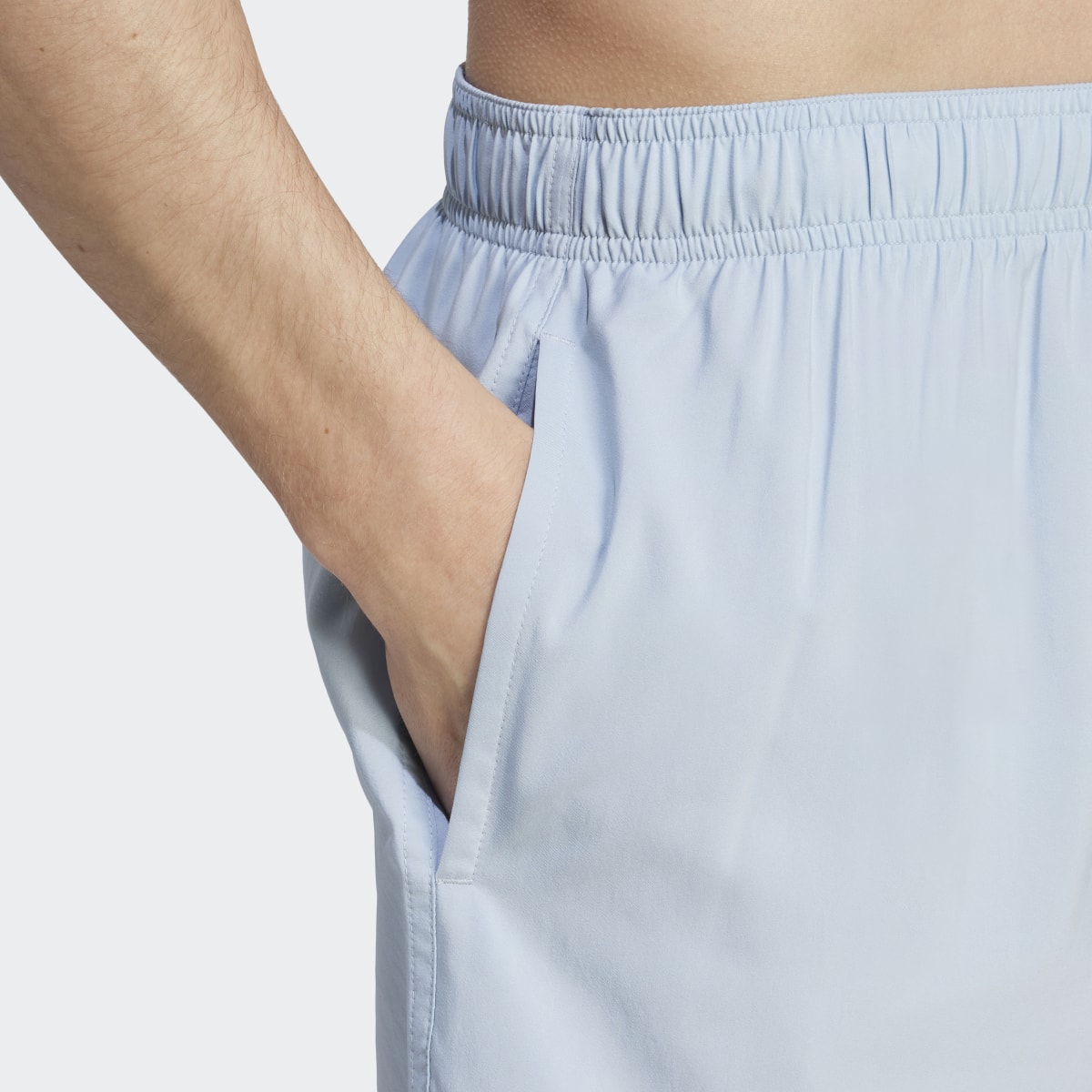 Adidas Solid CLX Classic-Length Badeshorts. 6