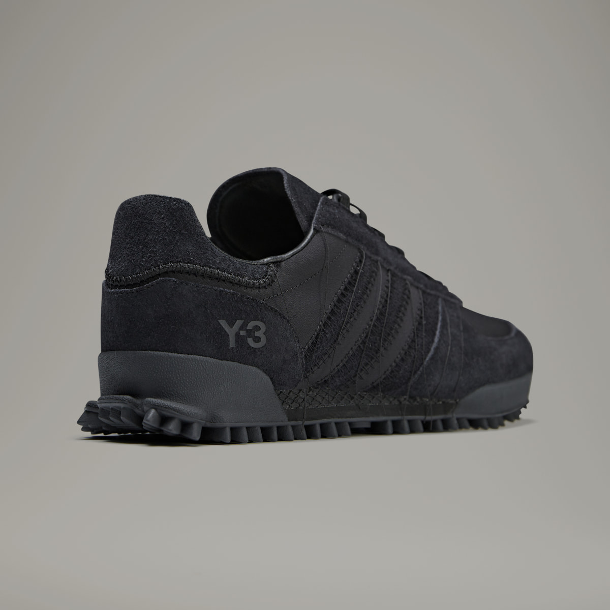 Adidas Marathon Trail Y-3. 7