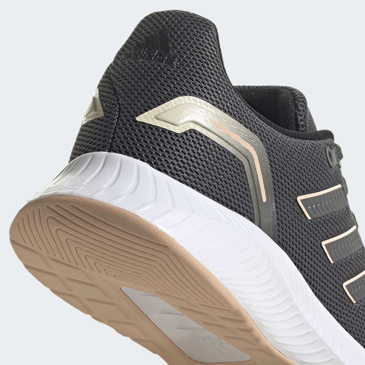 Adidas Chaussure Run Falcon 2.0. 9