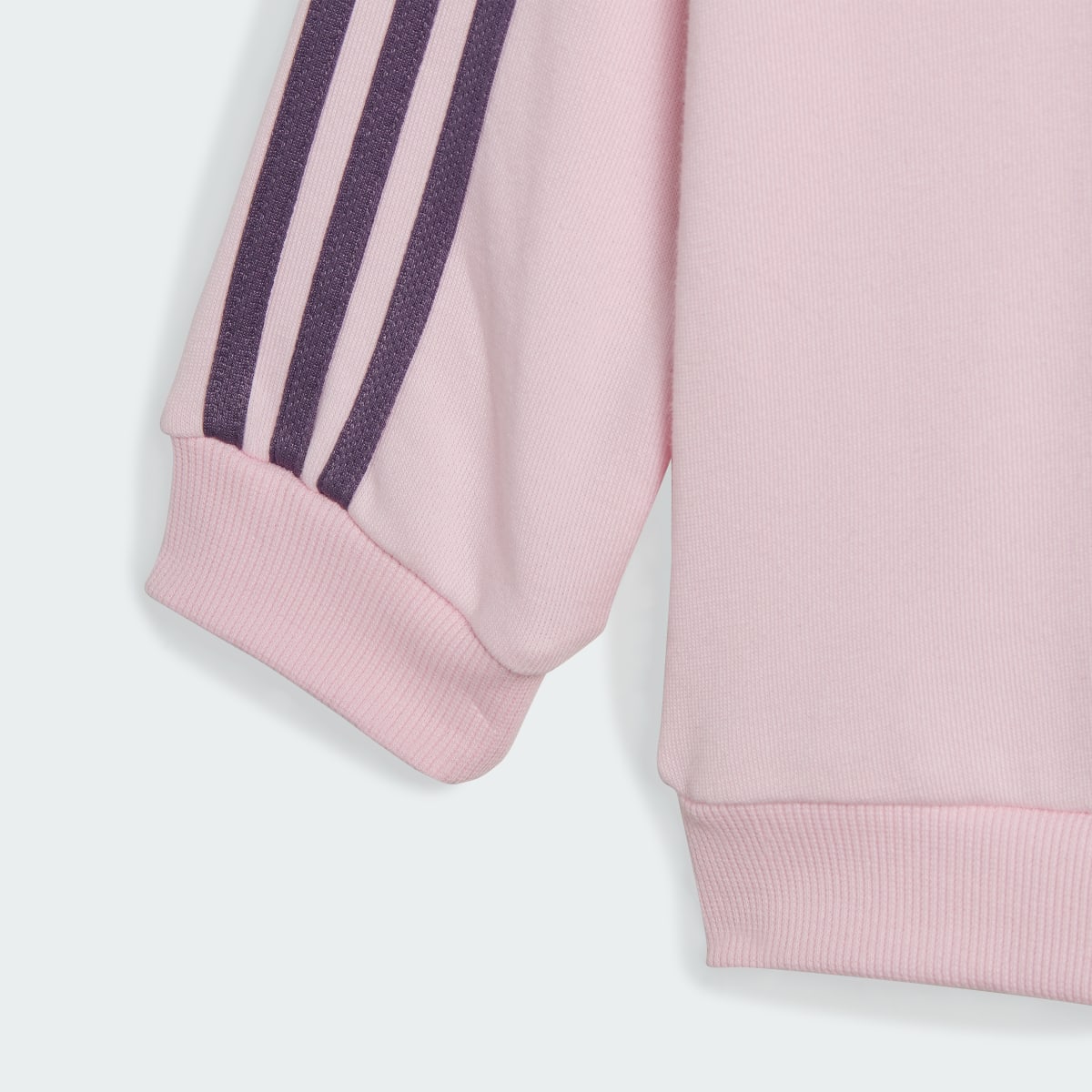 Adidas Essentials 3-Stripes Jogger Set Kids. 8