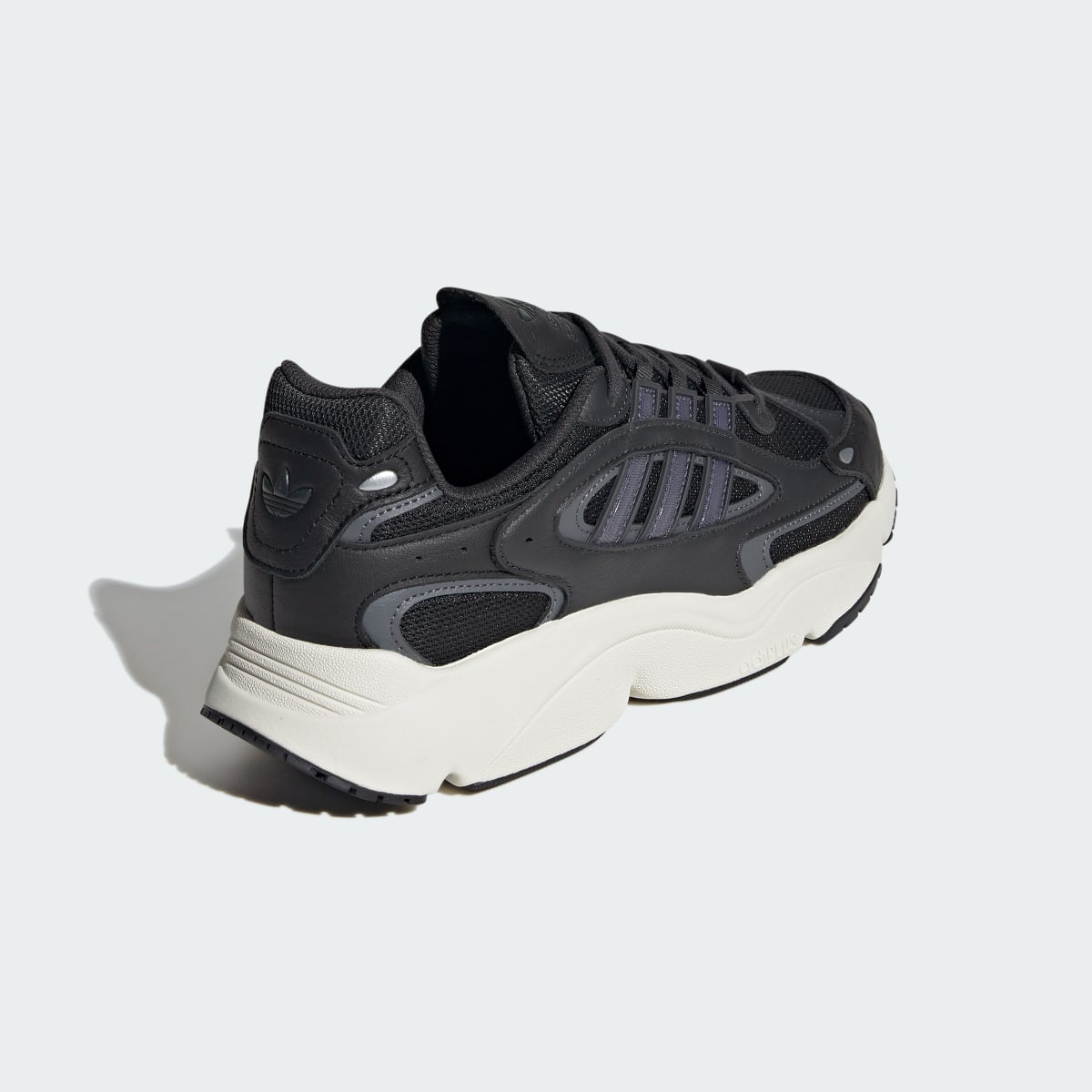 Adidas OZMILLEN Schuh. 6