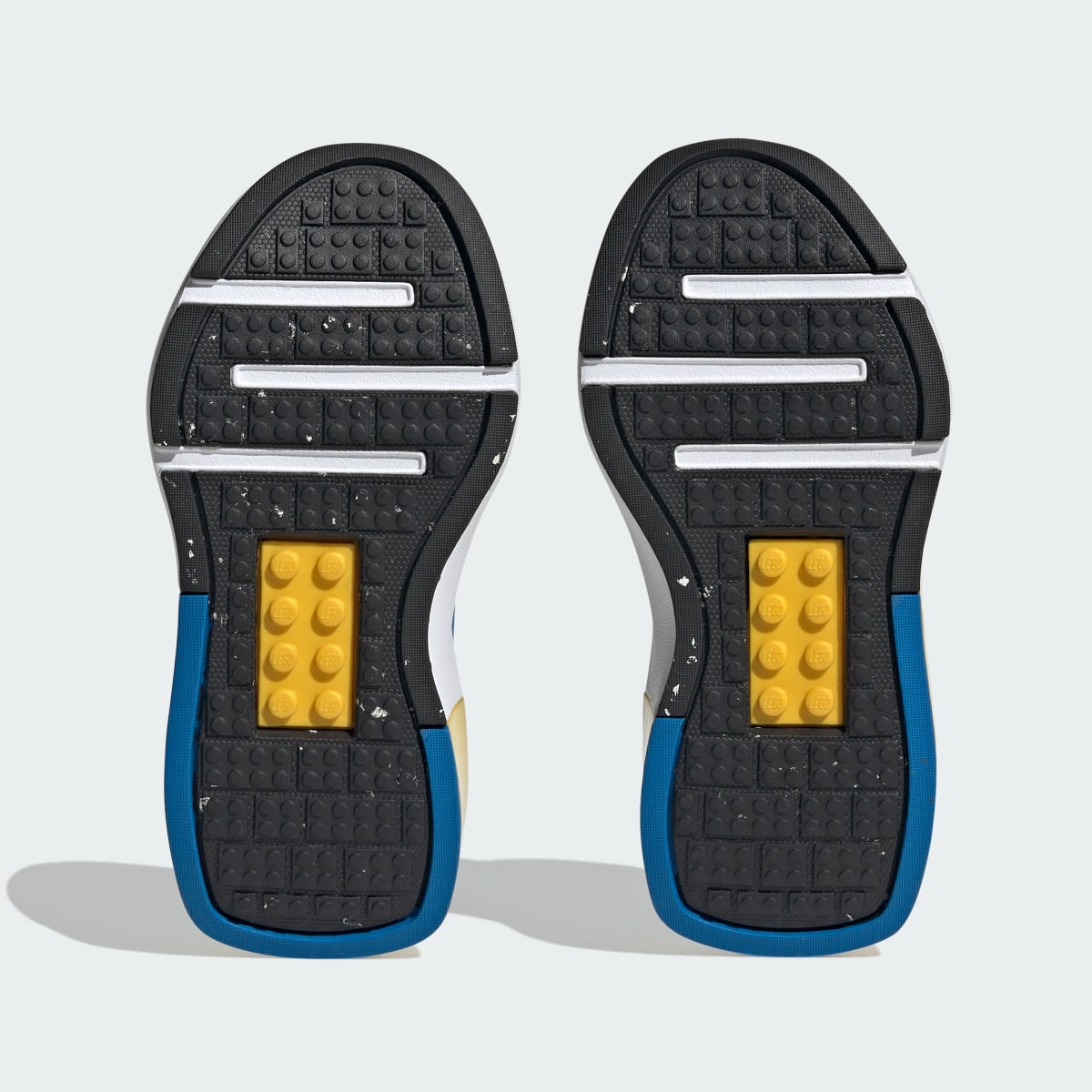 Adidas Chaussure lacets élastiques et scratch sur le dessus adidas x LEGO® Tech RNR. 4