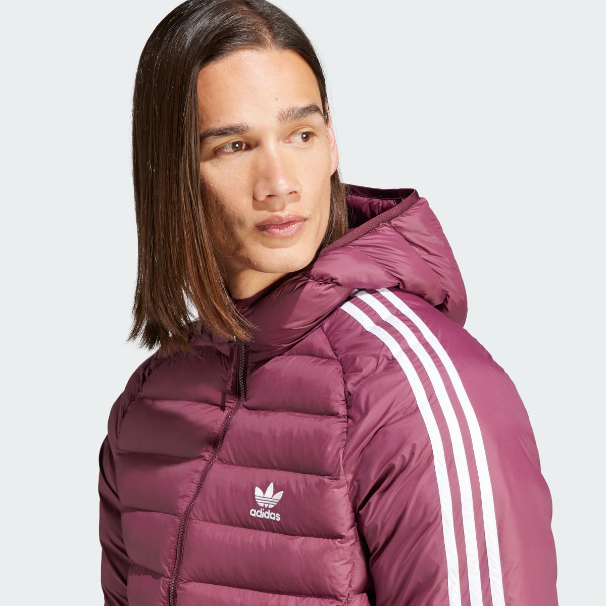 Adidas Chaqueta acolchada con capucha Puffer. 6