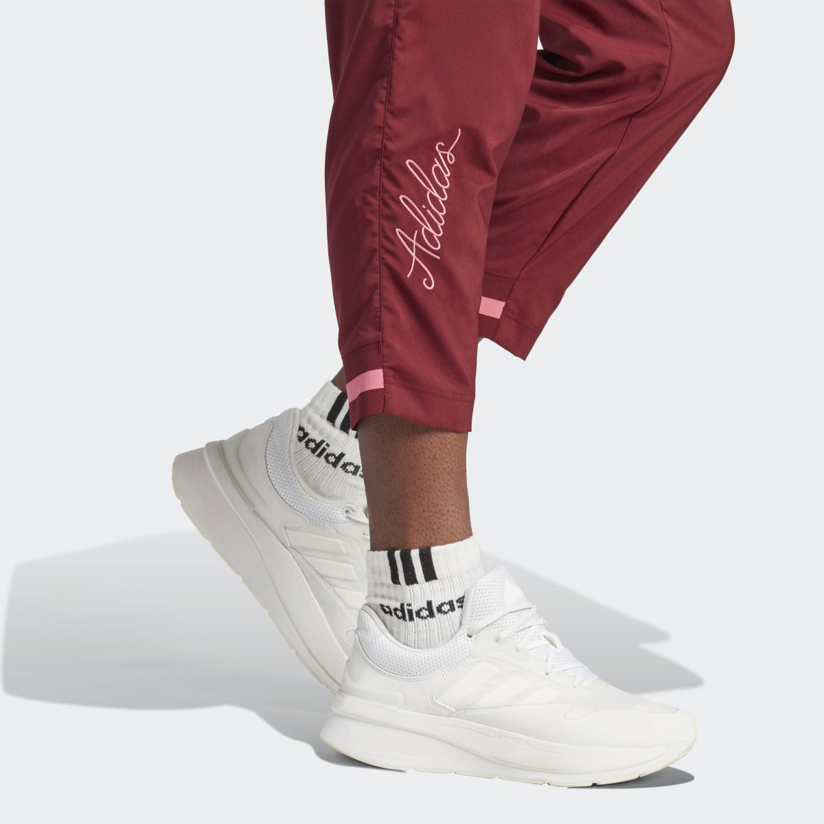 Adidas Pantalon Scribble. 6