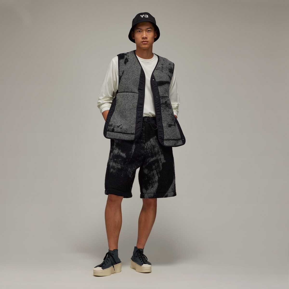 Adidas Y-3 Fuzzy Fleece Shorts. 4