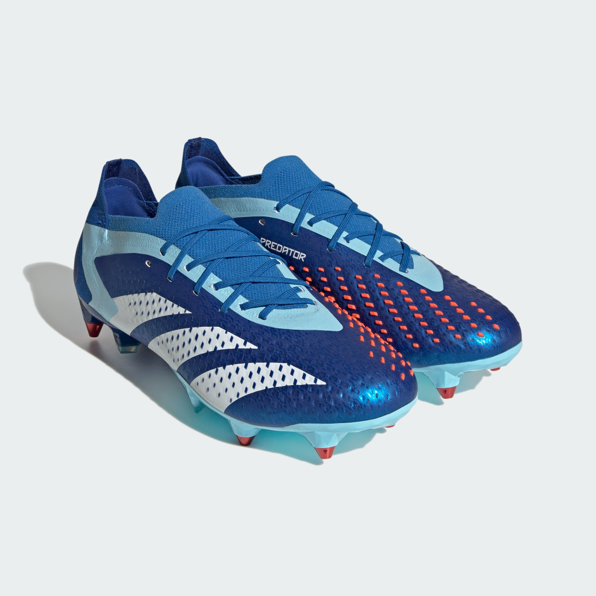 Adidas Botas de Futebol Predator Accuracy.1 Low – Piso Mole. 8