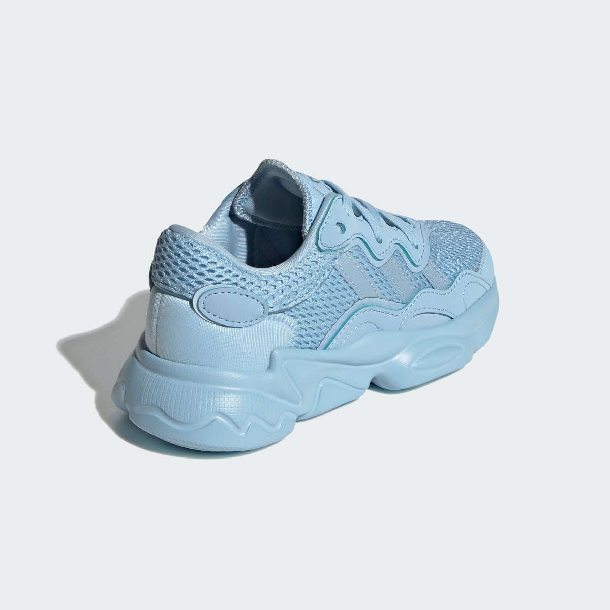 Adidas Chaussure OZWEEGO Enfants. 6